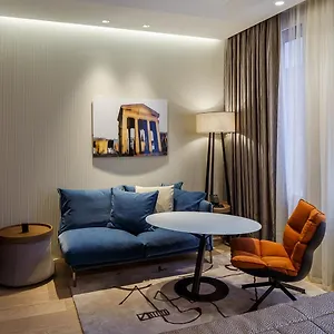 4* Szálloda Cavour